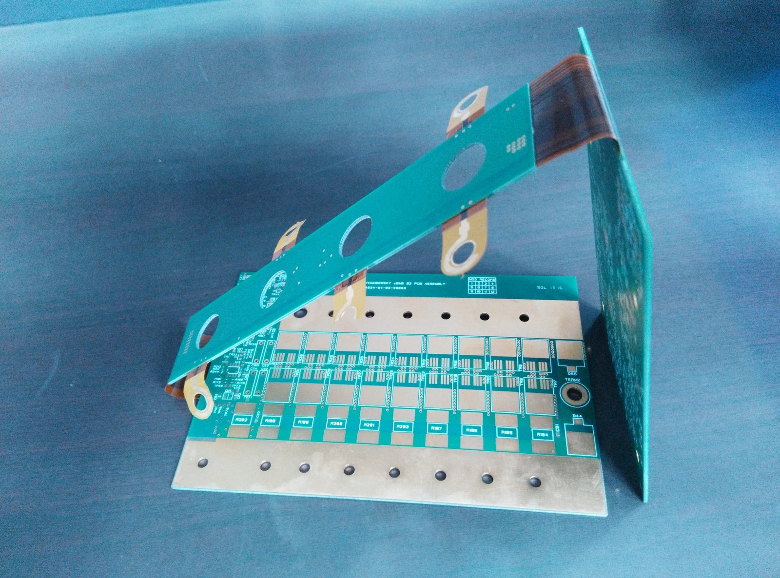 Flex PCB vs Rigid Flex PCB: Cost Considerations and Budgeting – Andwin FPC